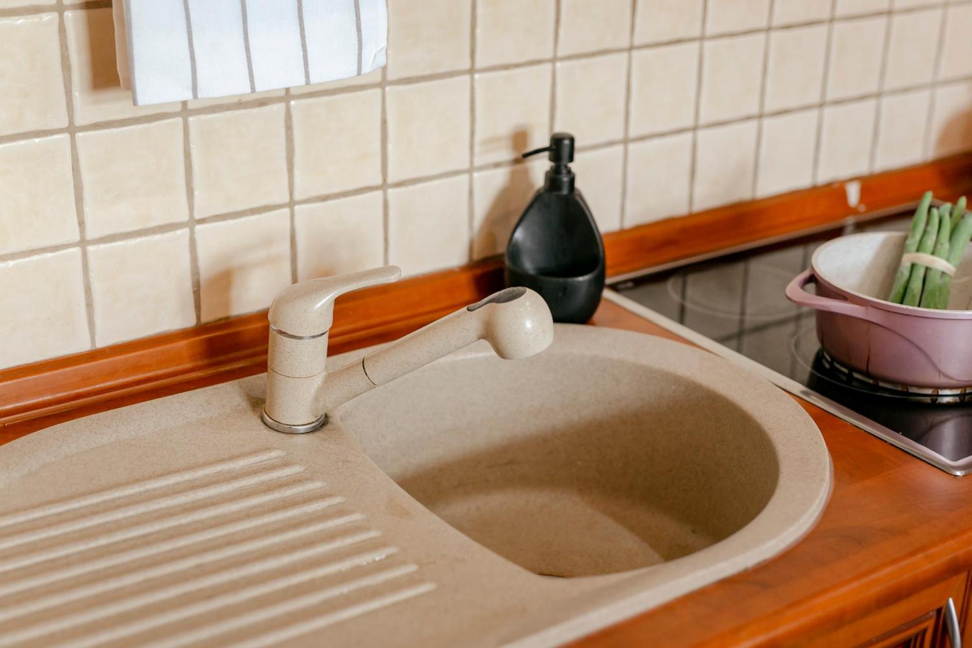 Plac Konstytucji 6 Orange - Apartament Dla 4 Osob - Bezplatny Parking - Free Parking - Piekny Widok Na Panorame Warszawy Varšava Exteriér fotografie